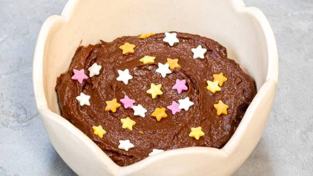 Creamy avocado chocolate mousse